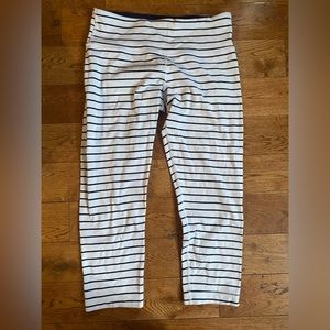 Lululemon Quiet Stripe Wunder Under Crops